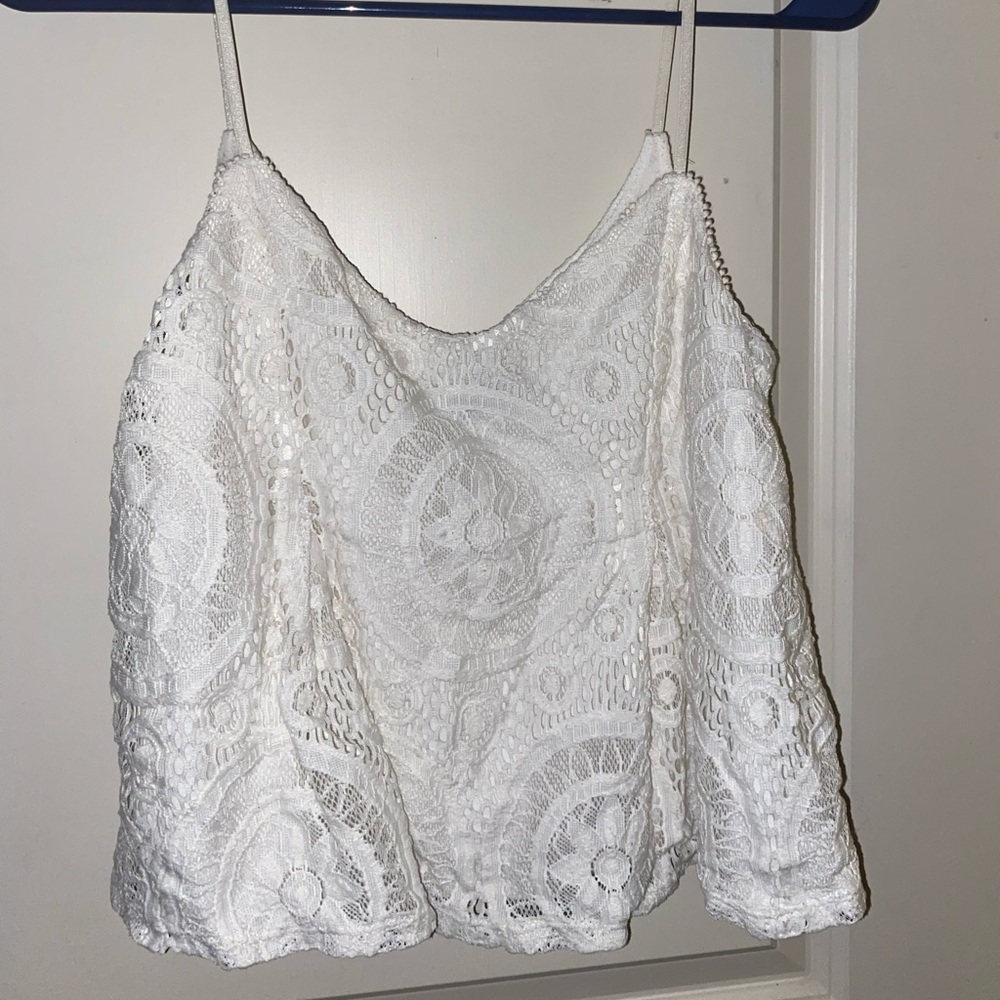 AMERICAN EAGLE OUTFITTERS white lace tank top